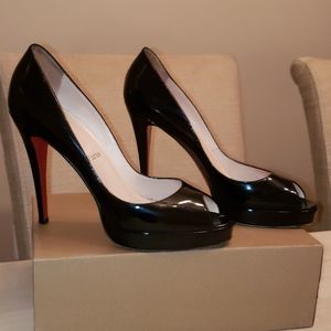 Christian Louboutin Very Prive 41